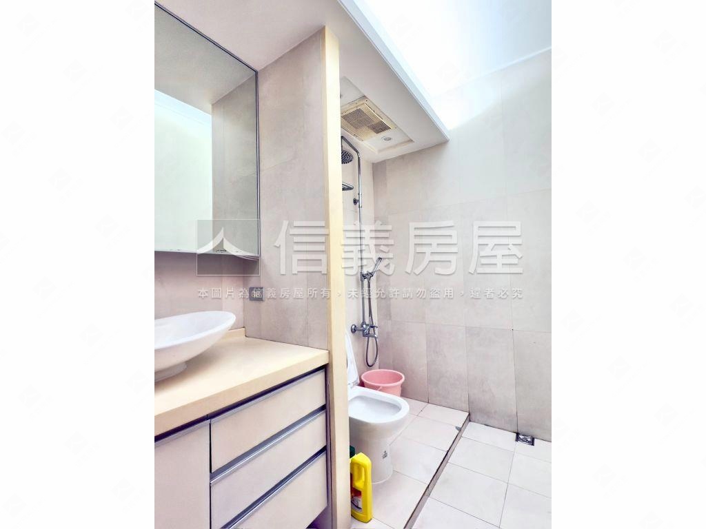 天空之城豪氣景觀戶房屋室內格局與周邊環境