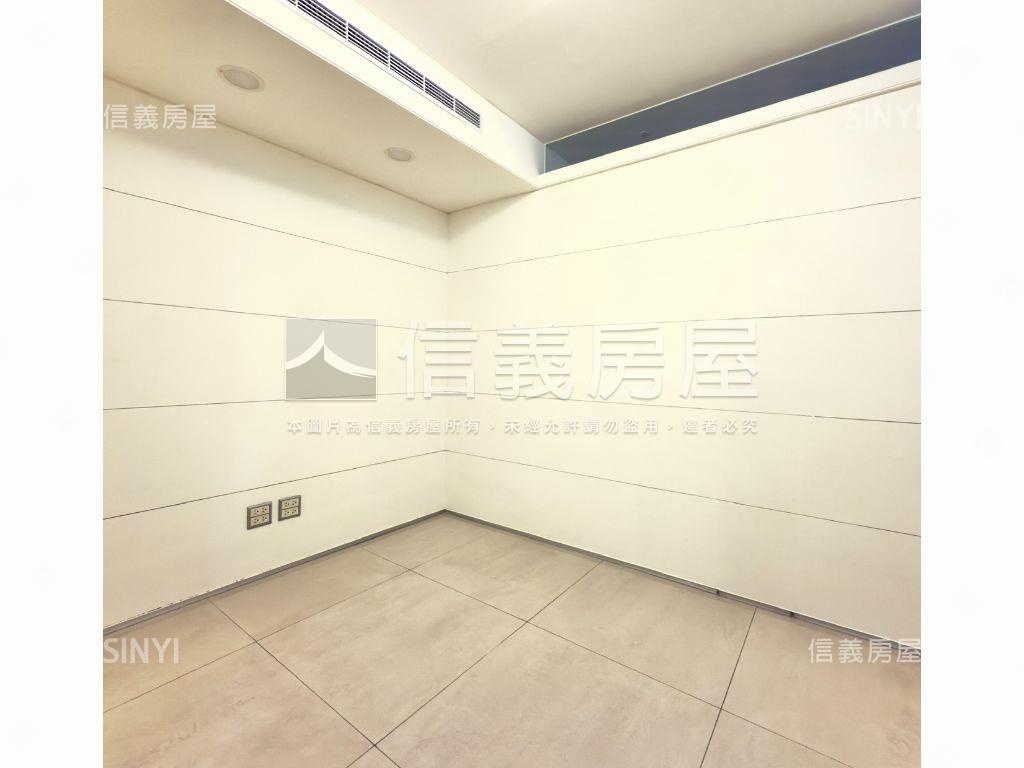 天空之城豪氣景觀戶房屋室內格局與周邊環境