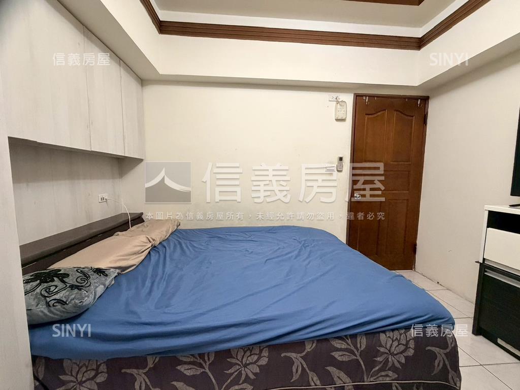 青海家樂福稀有一房一廳房屋室內格局與周邊環境