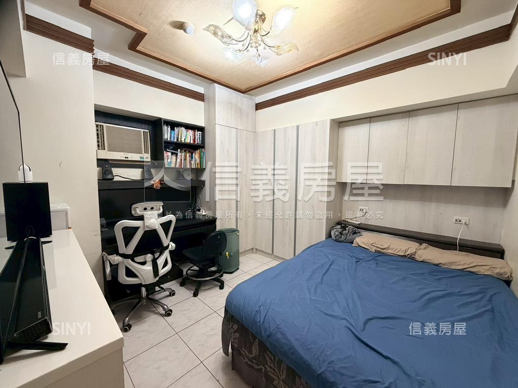 青海家樂福稀有一房一廳房屋室內格局與周邊環境