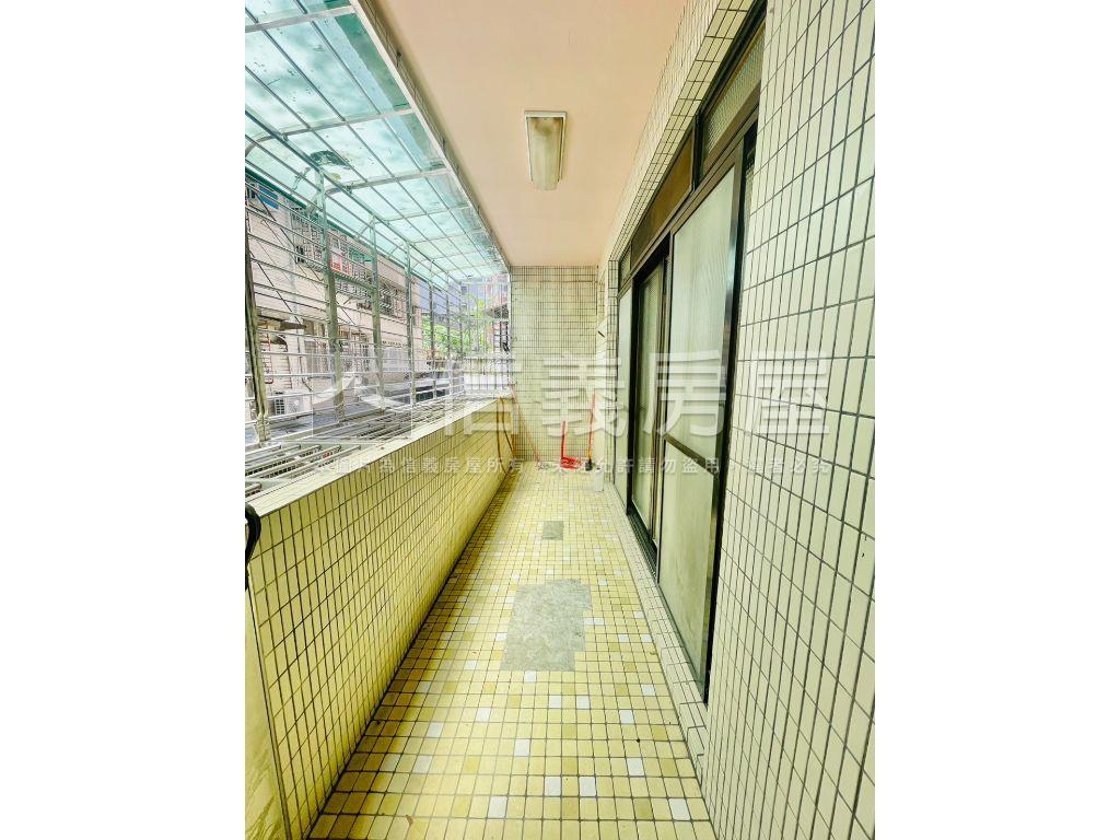 中興街黃金２樓房屋室內格局與周邊環境
