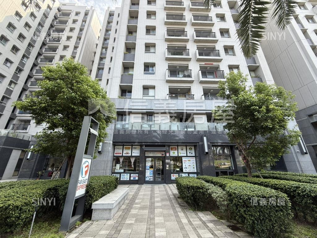 新業大面寬潛力置產店面房屋室內格局與周邊環境