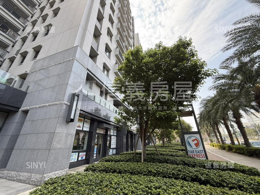 新業大面寬潛力置產店面房屋室內格局與周邊環境