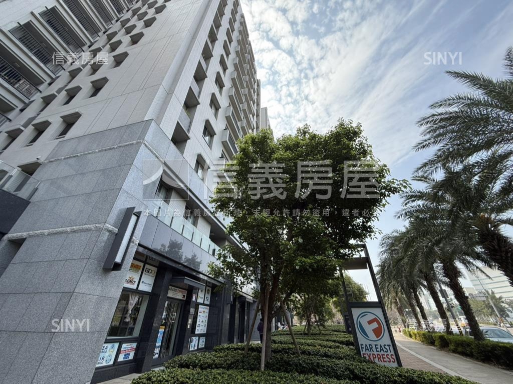 新業大面寬潛力置產店面房屋室內格局與周邊環境