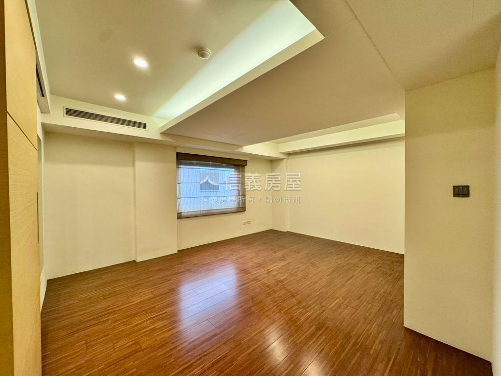 仁愛首都高樓美屋房屋室內格局與周邊環境