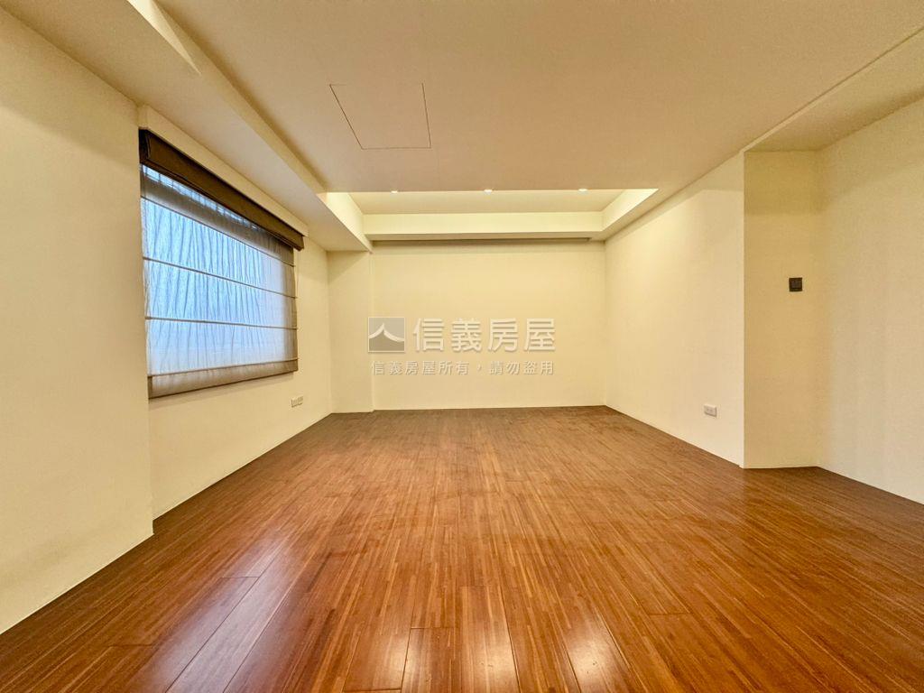 仁愛首都高樓美屋房屋室內格局與周邊環境