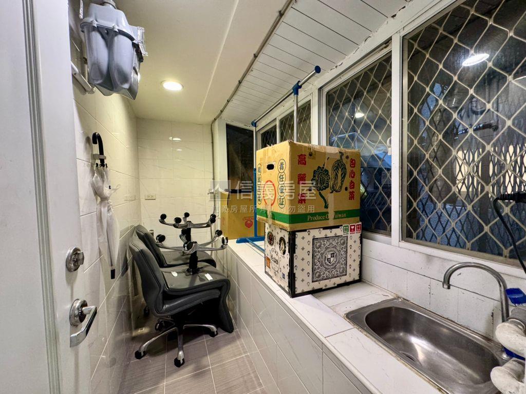 仁愛首都高樓美屋房屋室內格局與周邊環境
