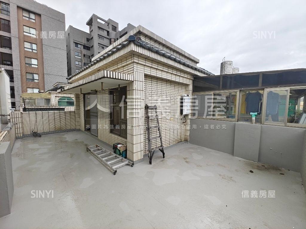 公園旁｜香堤３房＋停車位房屋室內格局與周邊環境
