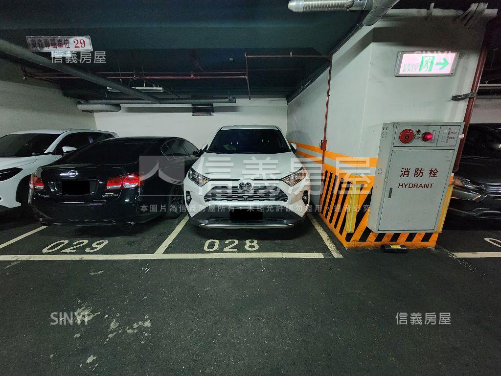 天空高樓景觀四房車位房屋室內格局與周邊環境