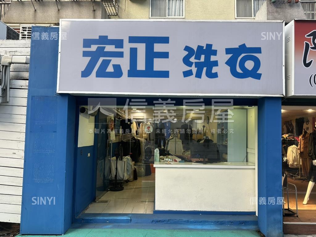 東區大面寬多功能店面房屋室內格局與周邊環境