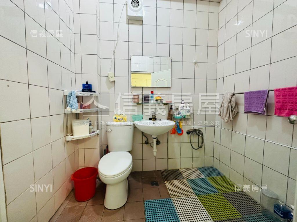 近東橋大面寬邊間採光車墅房屋室內格局與周邊環境