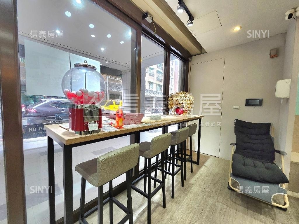 鶯歌大面寬店面房屋室內格局與周邊環境