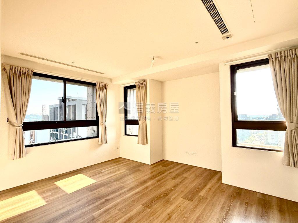 龍寶悅臻邸房屋室內格局與周邊環境