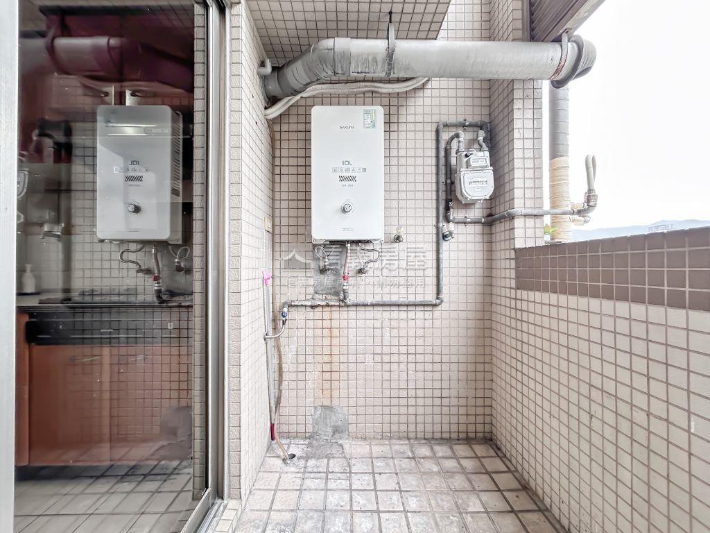 ⭐ＭＥ時代挑高小資美宅⭐房屋室內格局與周邊環境