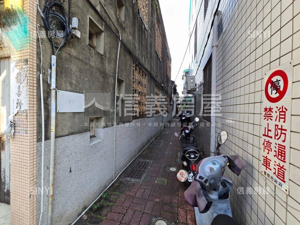 稀有台南中西區土地房屋室內格局與周邊環境
