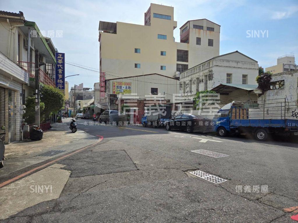 稀有台南中西區土地房屋室內格局與周邊環境