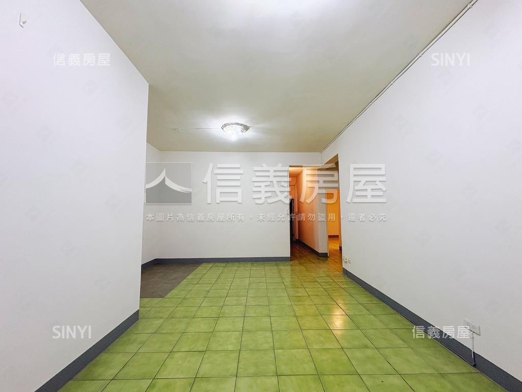 近三和國中捷運站三樓寓房屋室內格局與周邊環境