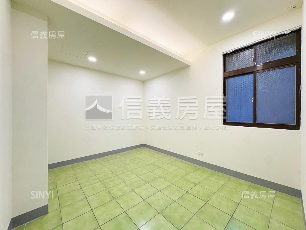 近三和國中捷運站三樓寓房屋室內格局與周邊環境