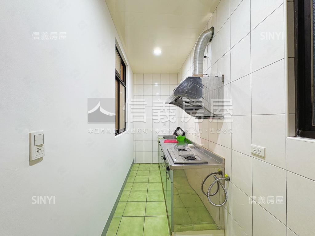 近三和國中捷運站三樓寓房屋室內格局與周邊環境