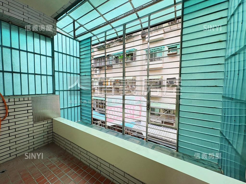 近三和國中捷運站三樓寓房屋室內格局與周邊環境