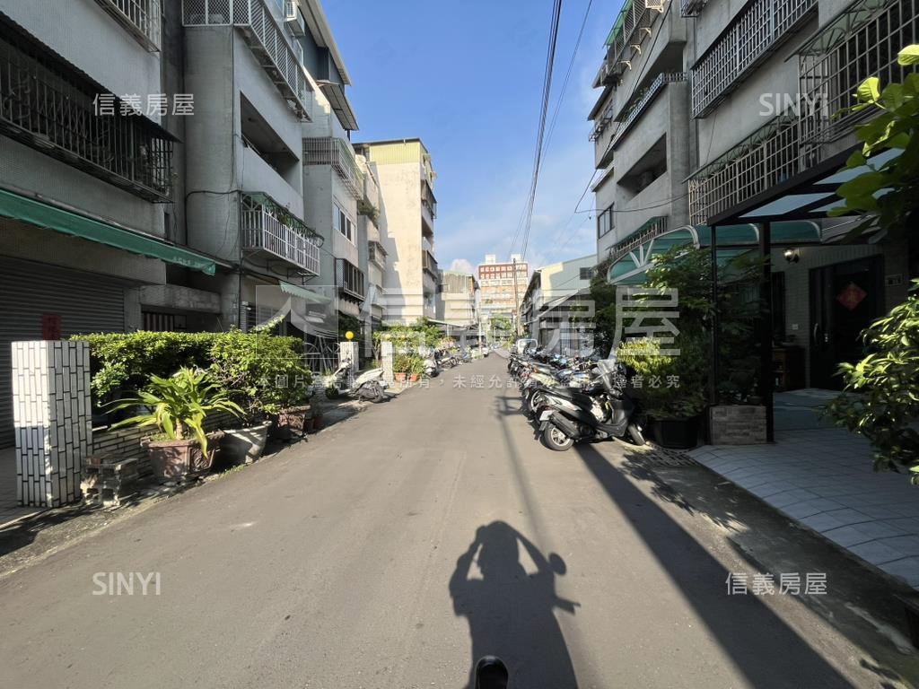 首購族三房稀有釋出房屋室內格局與周邊環境