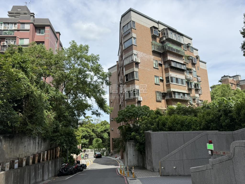 利陽藝術學院景觀２房車位房屋室內格局與周邊環境