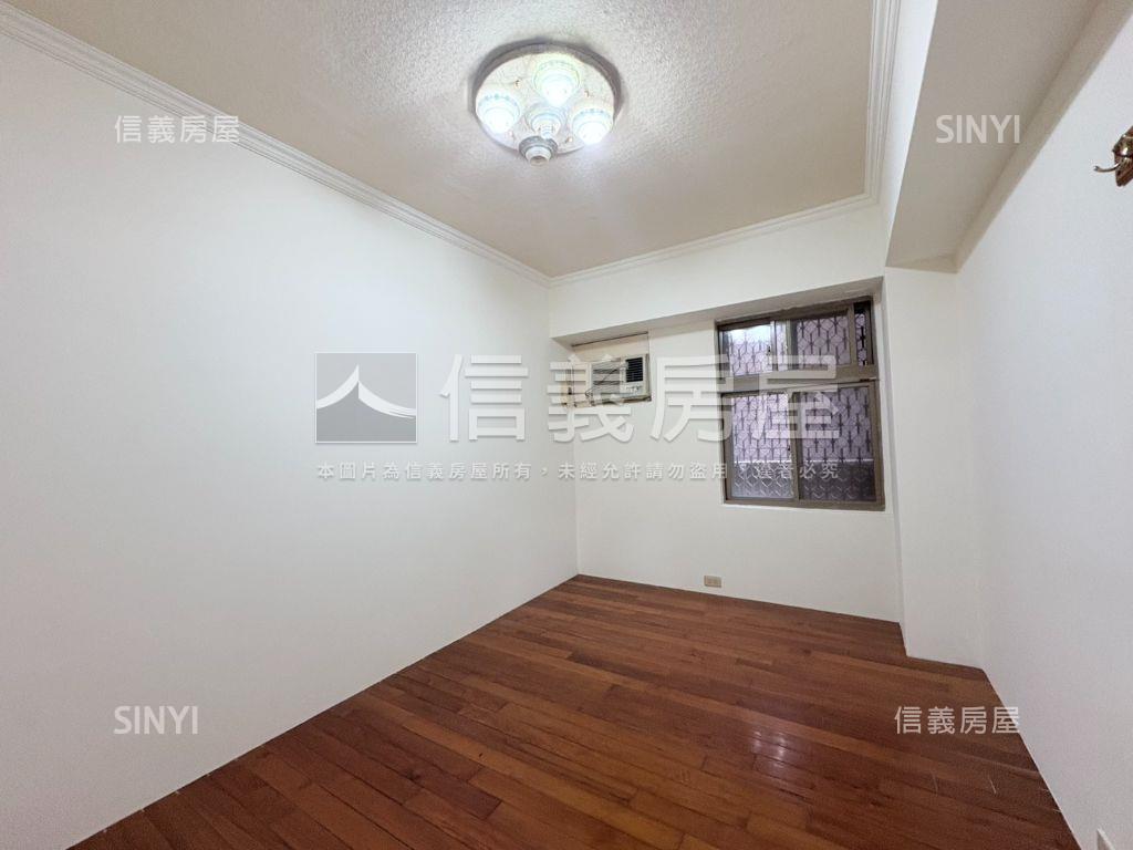 南屯藝術麗境４房休旅車位房屋室內格局與周邊環境