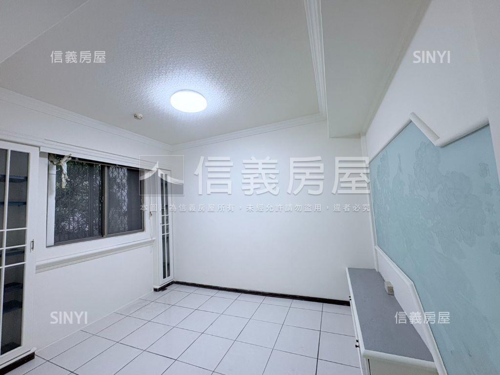 南屯藝術麗境４房休旅車位房屋室內格局與周邊環境