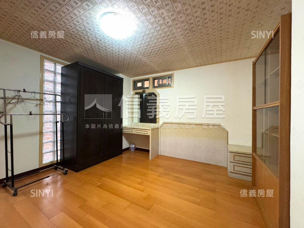 捷運總站•邊間雙衛三房房屋室內格局與周邊環境