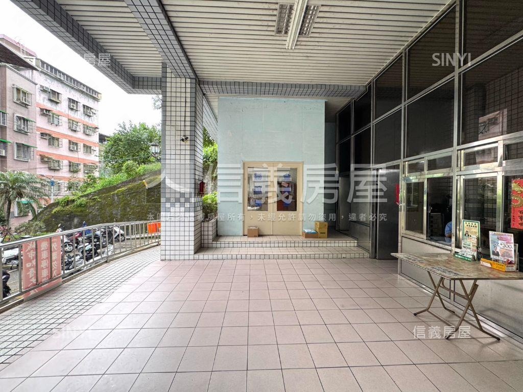 捷運總站•邊間雙衛三房房屋室內格局與周邊環境