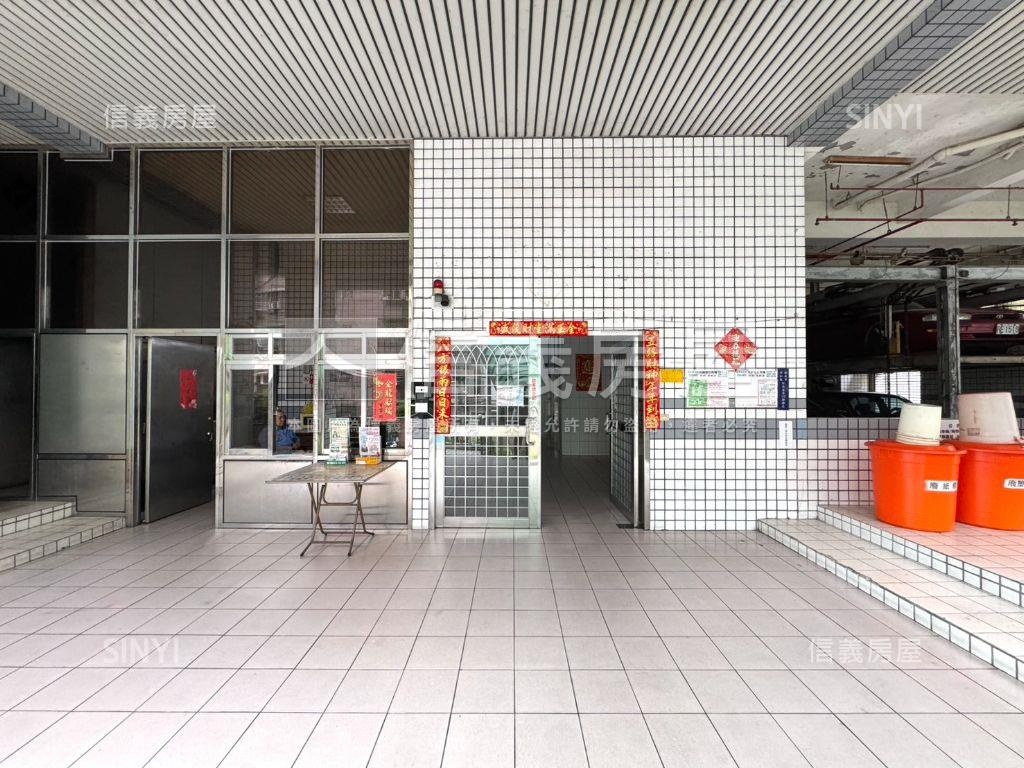捷運總站•邊間雙衛三房房屋室內格局與周邊環境