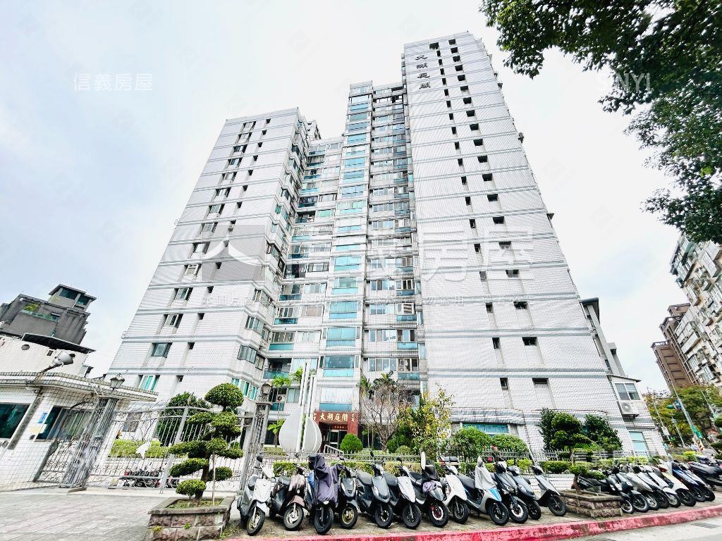 大湖庭閣電梯４房平面車位房屋室內格局與周邊環境