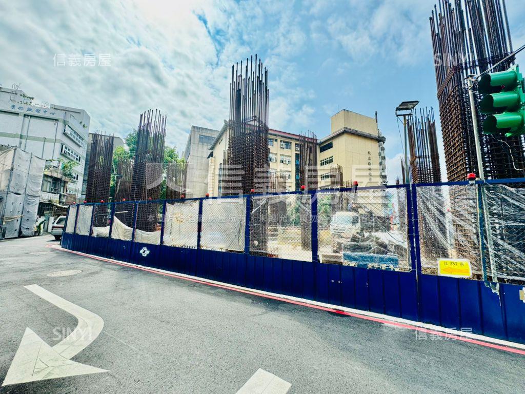 金店面✦近未來捷運萬大線房屋室內格局與周邊環境