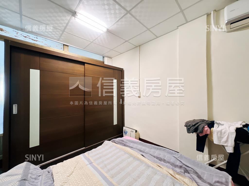 潭子臨路透天房屋室內格局與周邊環境