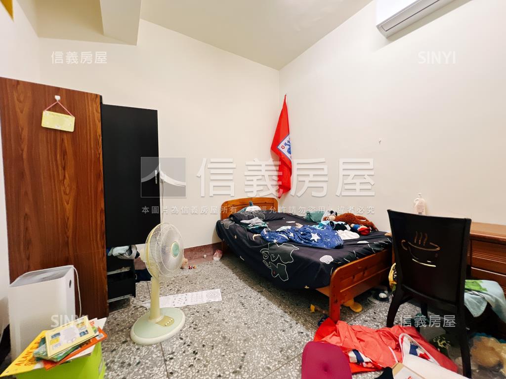 潭子臨路透天房屋室內格局與周邊環境