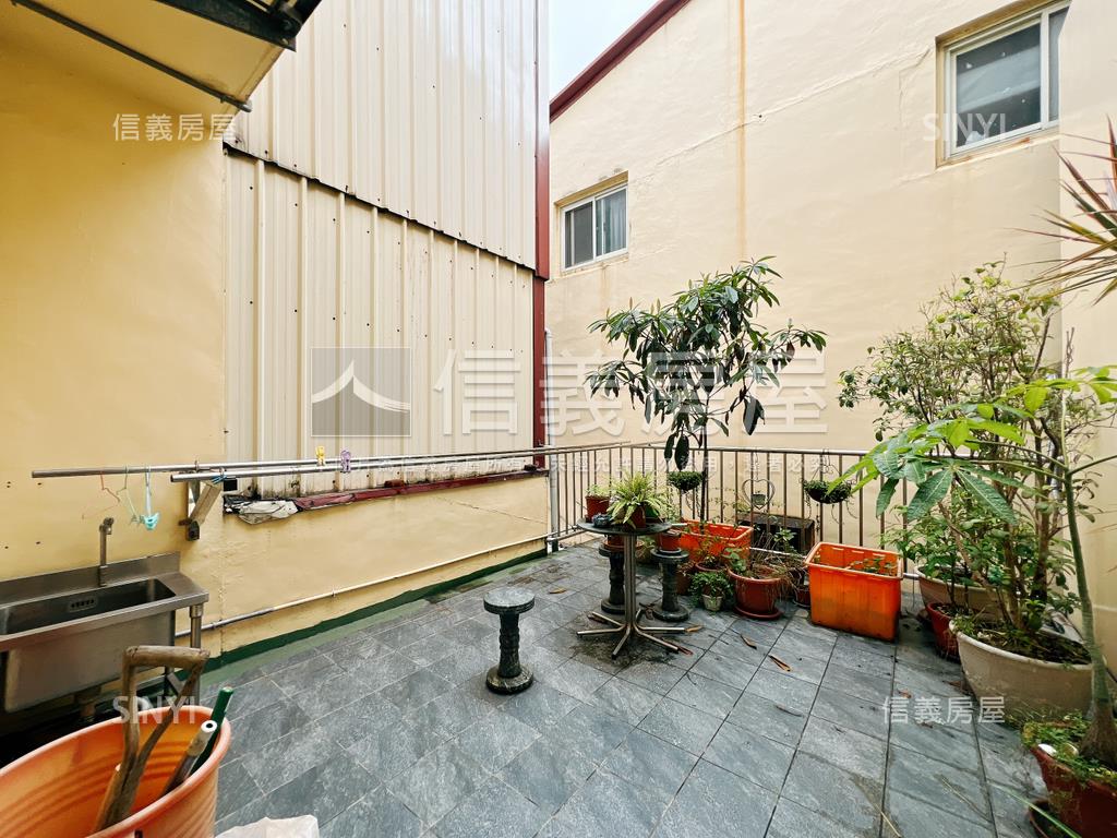 潭子臨路透天房屋室內格局與周邊環境