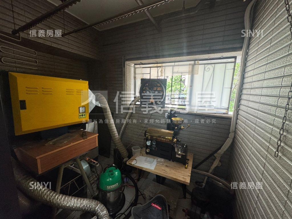 林口、正信義路優質金店面房屋室內格局與周邊環境