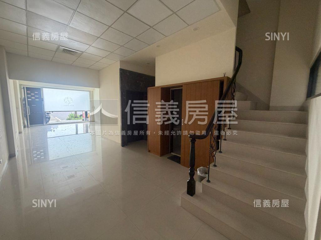 中正預校正路金透店房屋室內格局與周邊環境