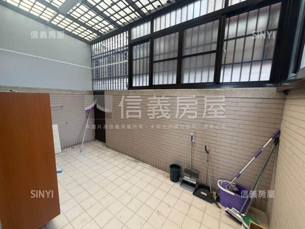 中正預校正路金透店房屋室內格局與周邊環境