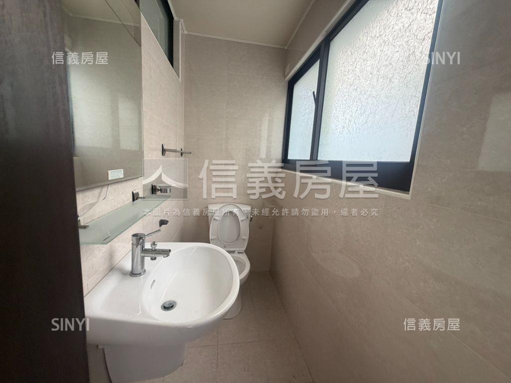 中正預校正路金透店房屋室內格局與周邊環境
