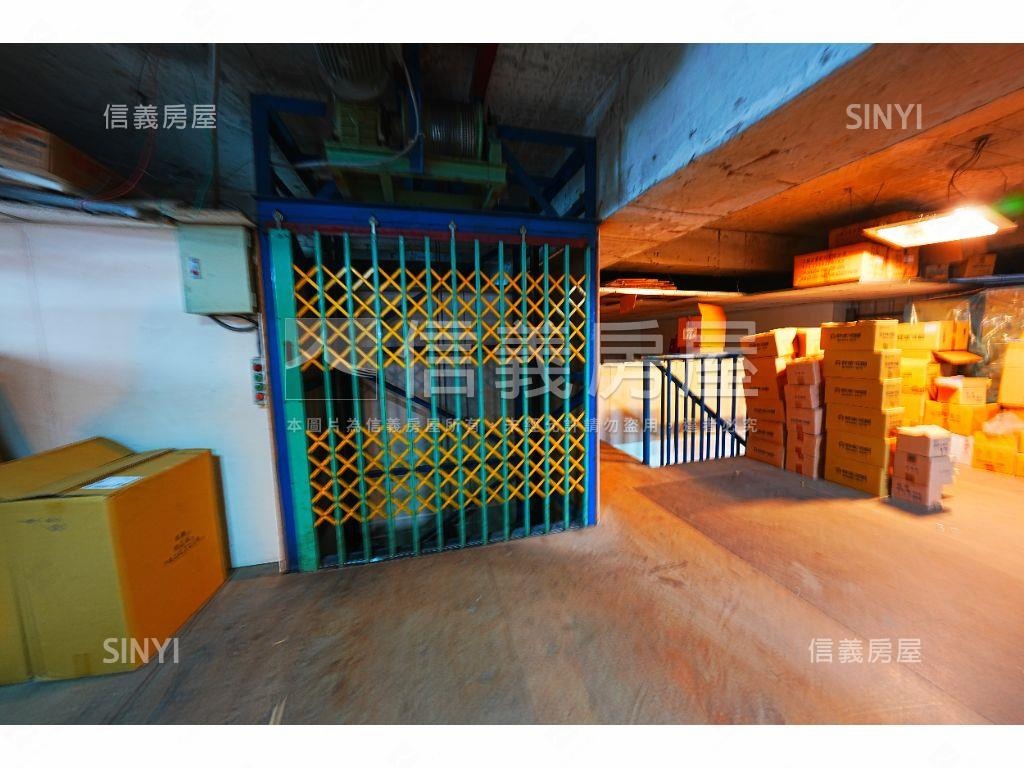 大湖科學園區一樓挑高廠辦房屋室內格局與周邊環境