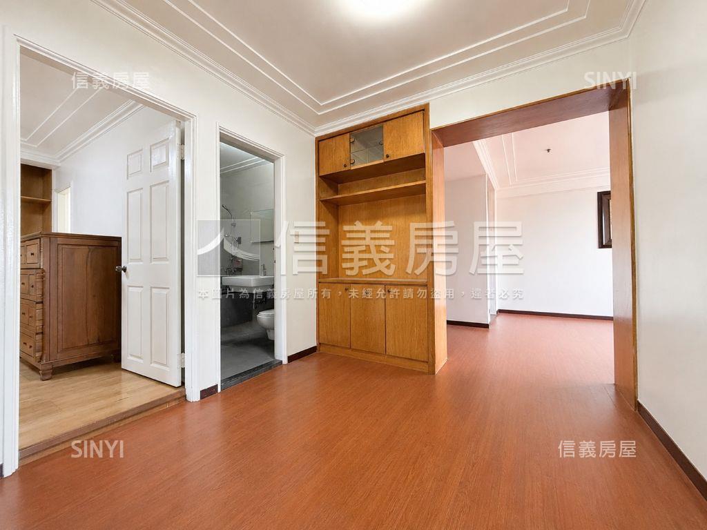 專任★忠研樓稀有三房房屋室內格局與周邊環境