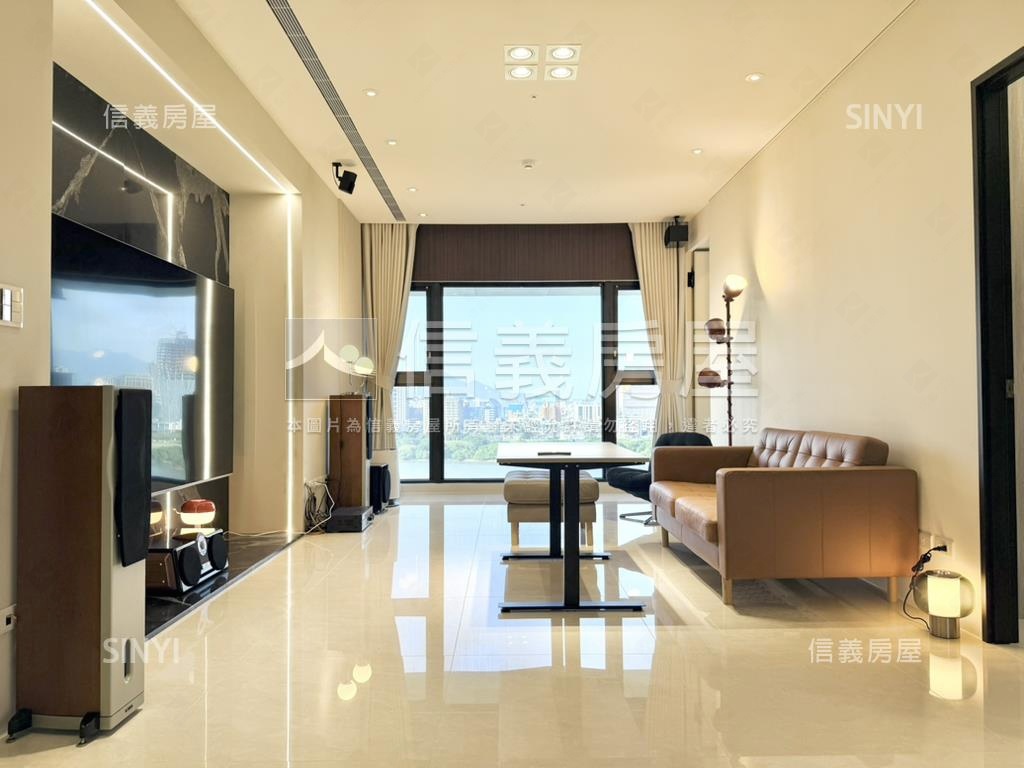 低調奢華。擎川綠地河景戶房屋室內格局與周邊環境