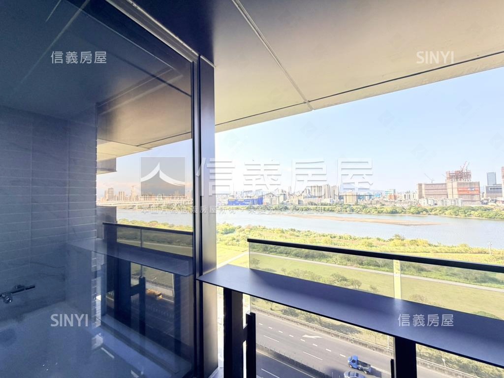 低調奢華。擎川綠地河景戶房屋室內格局與周邊環境