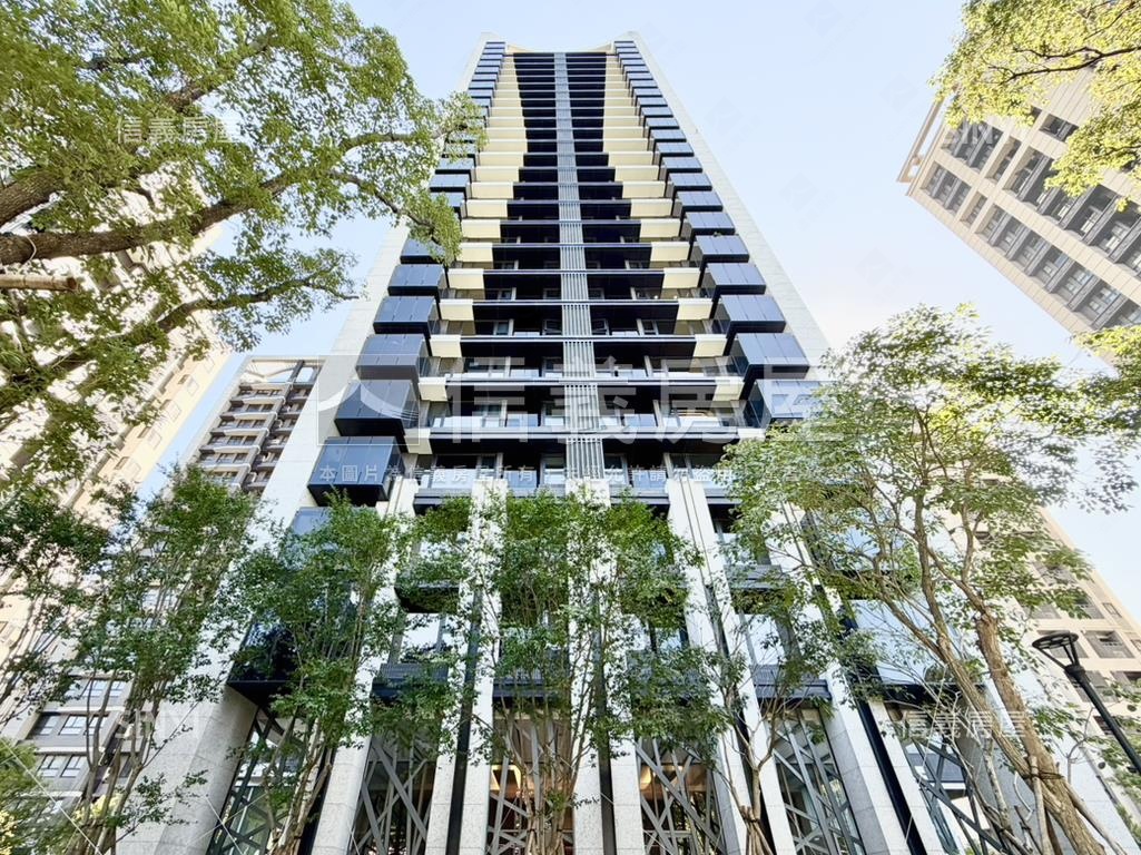 低調奢華。擎川綠地河景戶房屋室內格局與周邊環境