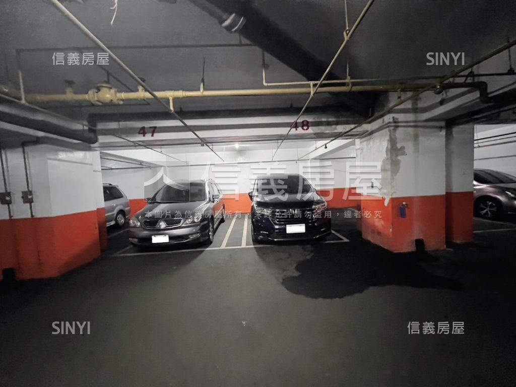 南京三民站坡平車位房屋室內格局與周邊環境