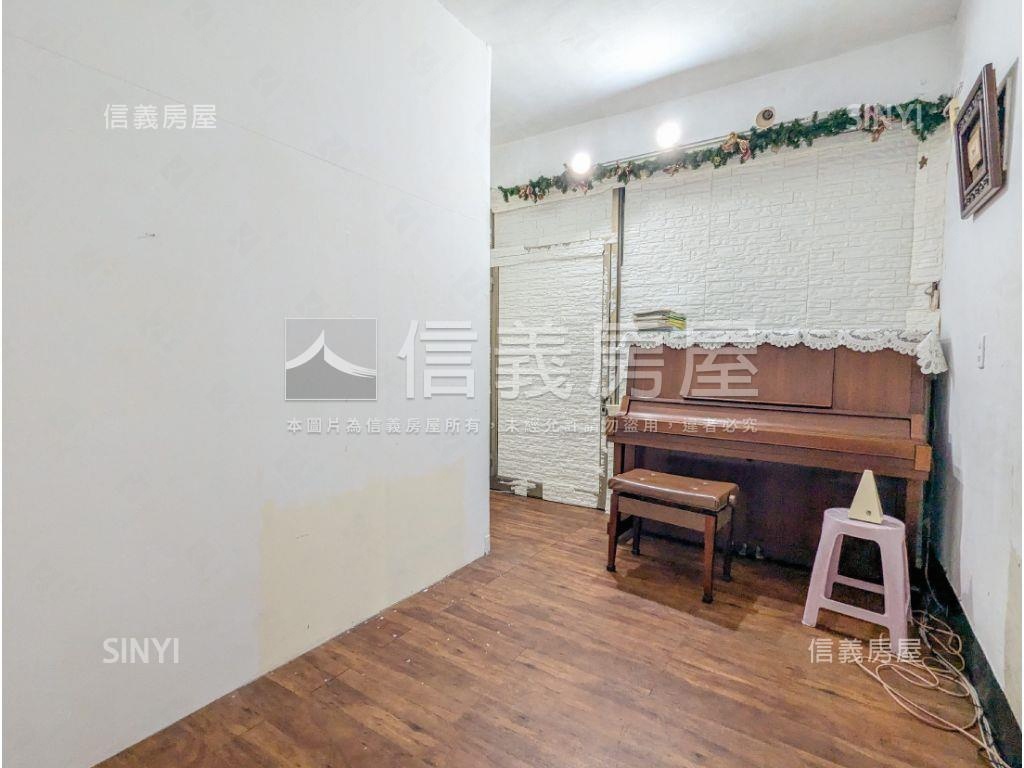近捷運‧邊間大空間一樓房屋室內格局與周邊環境