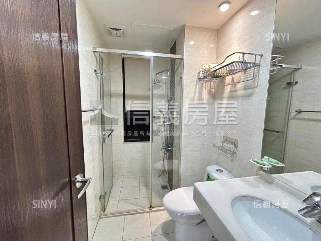 【專任】近中山醫三房平車房屋室內格局與周邊環境