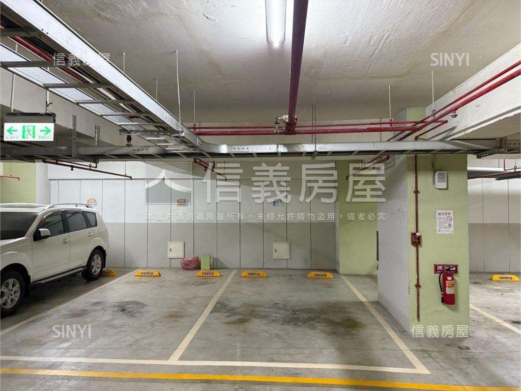 夯鄉林凱撒高樓裝潢視野戶房屋室內格局與周邊環境