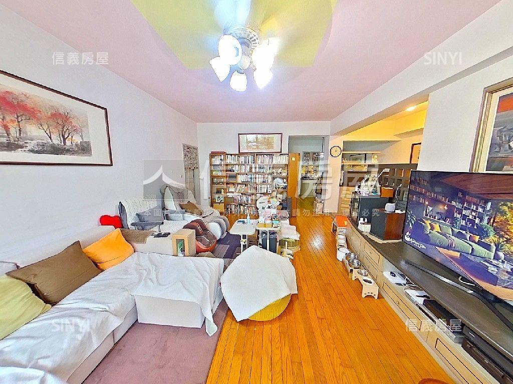 專任華園景觀高樓之星房屋室內格局與周邊環境